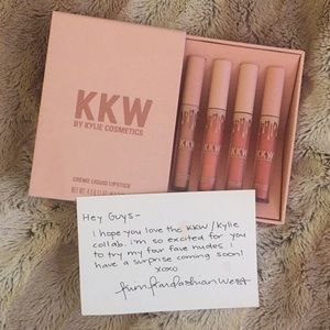 KKW x KYLIE  nude lip kit